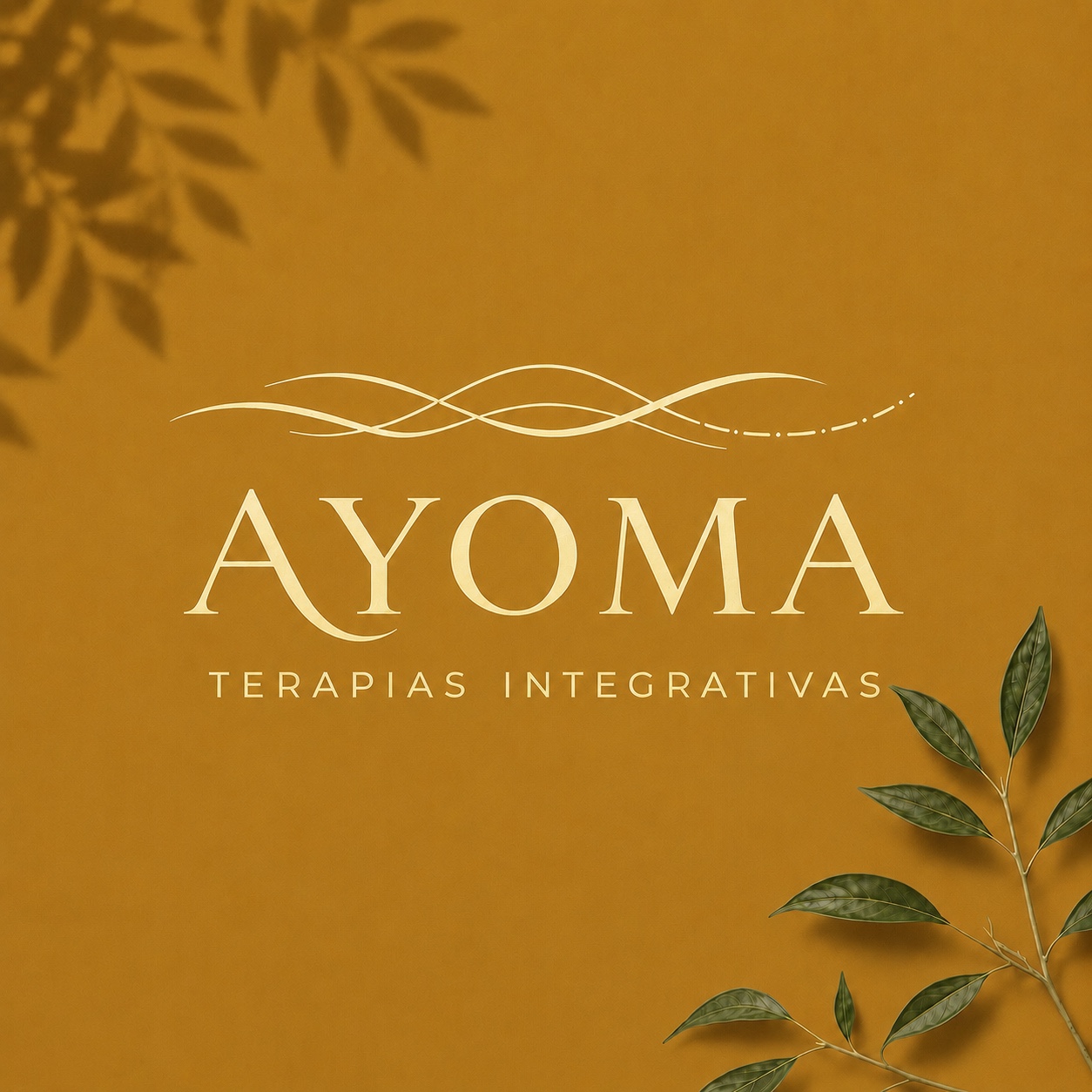 Composição AYOMA em fundo dourado terroso